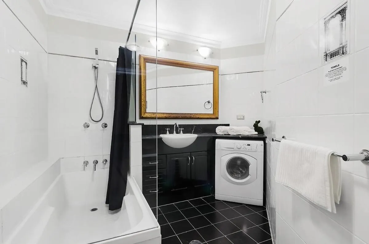 Stylish 1Br Apt With City Views Brisbane
